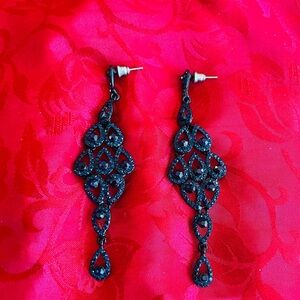 Austrian Crystal Dark Blue Rhinestone Chandelier Drop Crystal Pierced Earrings